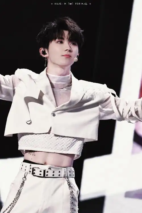 马嘉祺叁重楼暨出道四周年演唱会