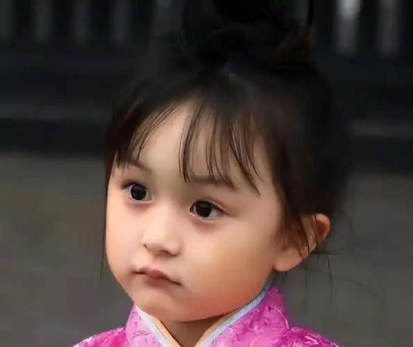 2岁出道年入百万,因长相甜美被禁止整容的刘楚恬,如今长成啥样