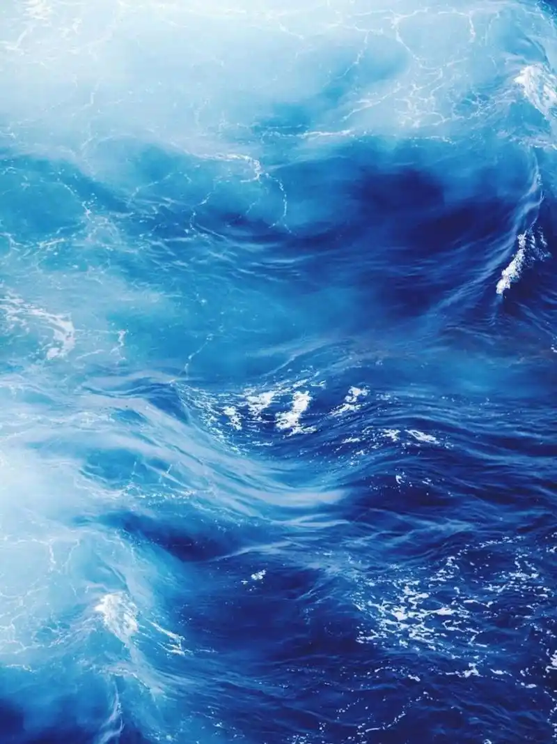 今日壁纸推荐-蓝色系壁纸现在的你看到的我 今日壁纸推荐-蓝色系壁纸