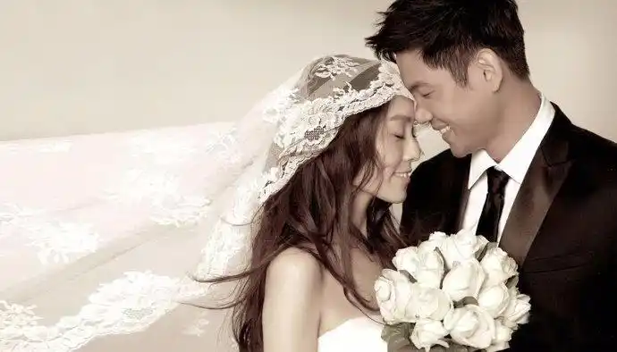 范玮琪深陷网络暴力,老公怒怼网友实力护妻,并为张韶涵加油打气