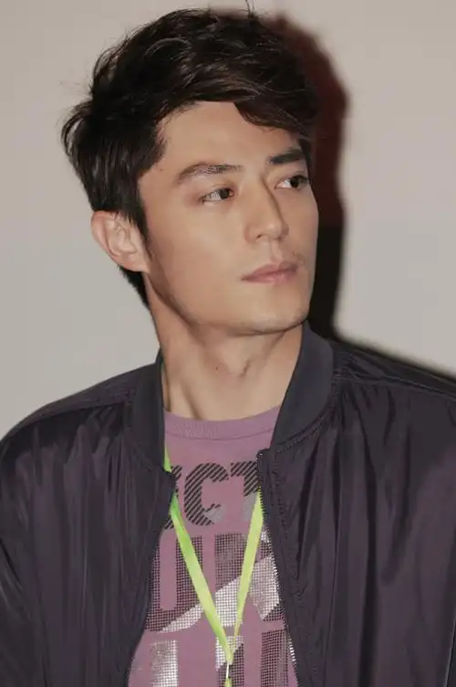 p>霍建华(wallace huo),1979年12月26日出生于台湾省台北市,祖籍山东