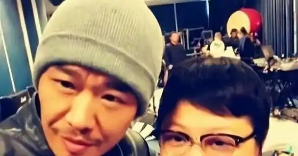 瞒了38年!原来他才是韩红的初恋,身份被揭穿后,网友:老熟人了