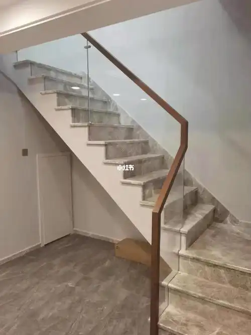 玻璃楼梯扶手