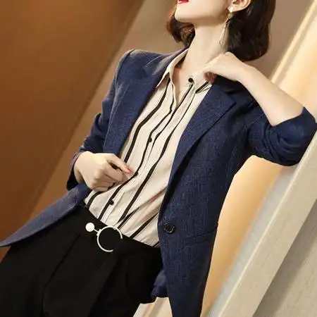 方便实用的女装小西装搭配技巧