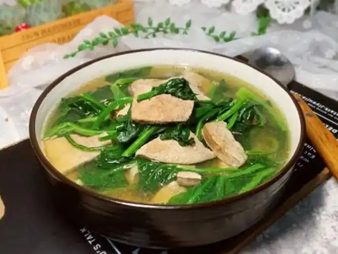 04菠菜猪肝汤