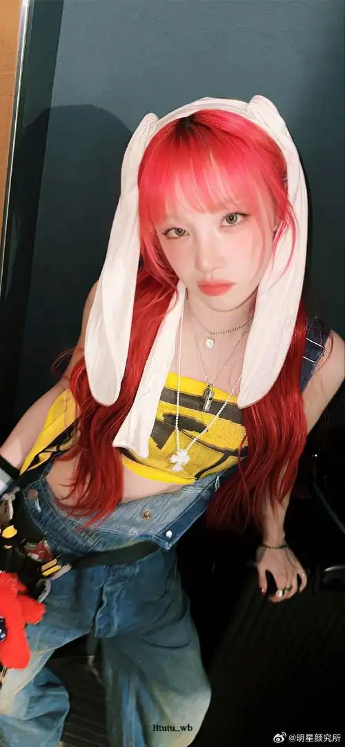 宋雨琦#宋雨琦红发壁纸92957815