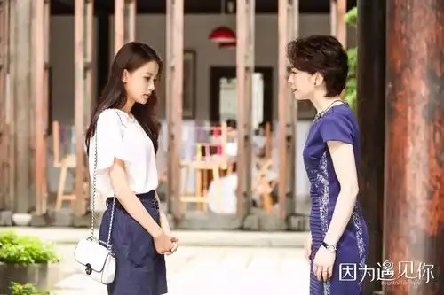 《因为遇见你》口碑全面逆袭,"衣品在线"大玩刺绣时尚