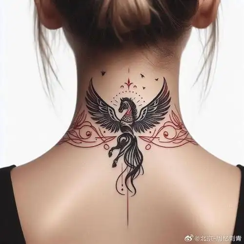 今日纹身图案分享    女生后背纹身    #纹身分享##女生纹身##纹身