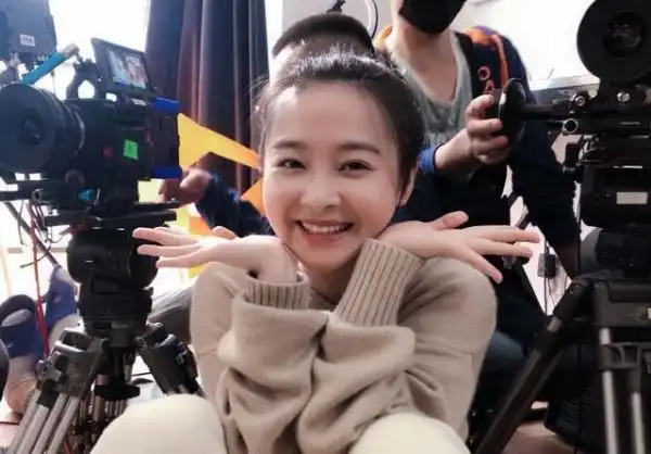 释小龙老婆杨丽晓介绍释小龙的妻子个人资料