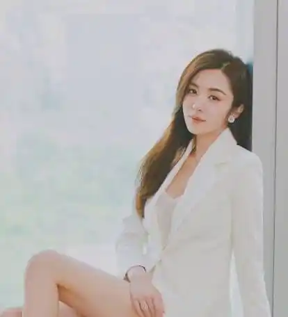 精英律师蓝兰-蓝兰饰演者王晓晨介绍-星光影院