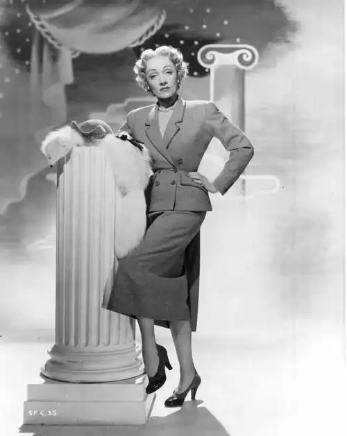 原来dior有一场纽约梦