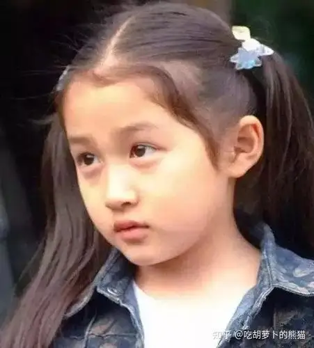 关晓彤演戏经验丰富,与范丞丞拍吻戏,求鹿晗心理阴影面积