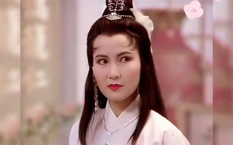 这部才是绝代双骄颜值天花板,移花宫主是小青