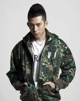 男士寸头短发鲨鱼发型(4)_短发发型_西子美发网