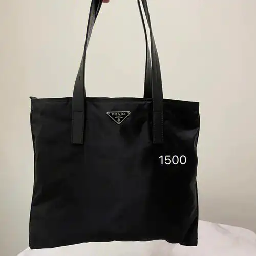 prada中古托特包