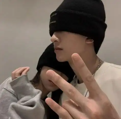 超酷情侣头像配对(超酷的情侣头像 一左一右)-星座大全-小星座网