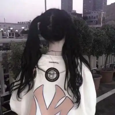 初中女学生背影头像,什么不图的女孩真的什么都得不到 - 女生头像