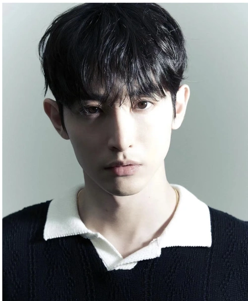 最帅气男发推荐,烫发分头鸡尾头,越剪越时尚