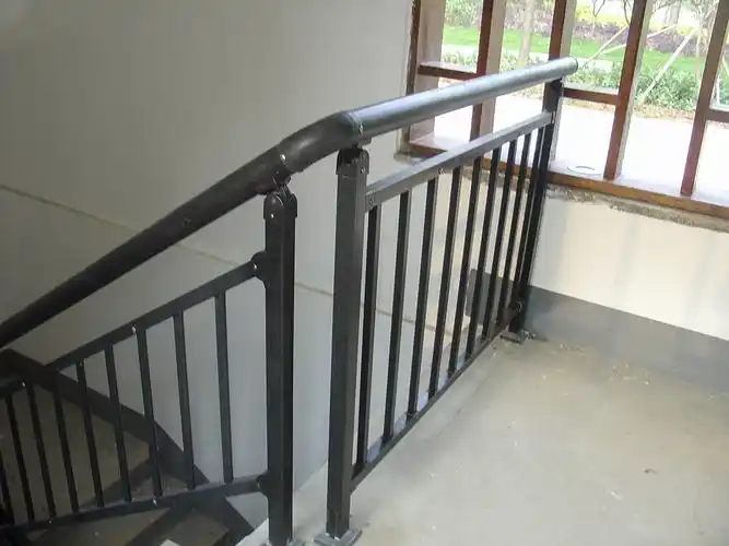 锌钢楼梯护栏