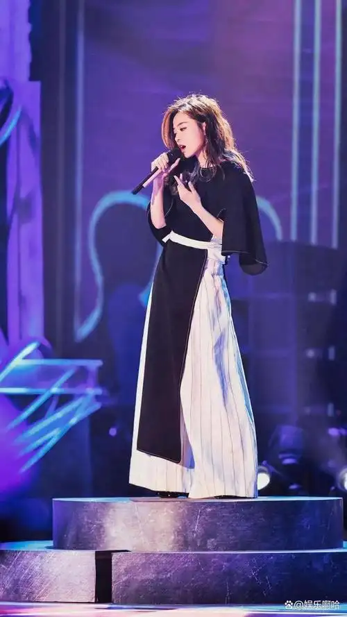 张靓颖12首热门歌曲歌词直击人心感动无数听众