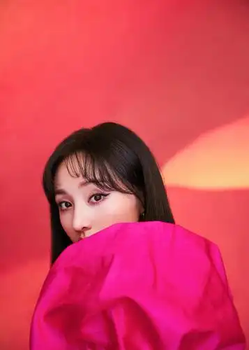 从清纯小仙女到夜店网红,郑爽这些年来究竟变了几张脸?