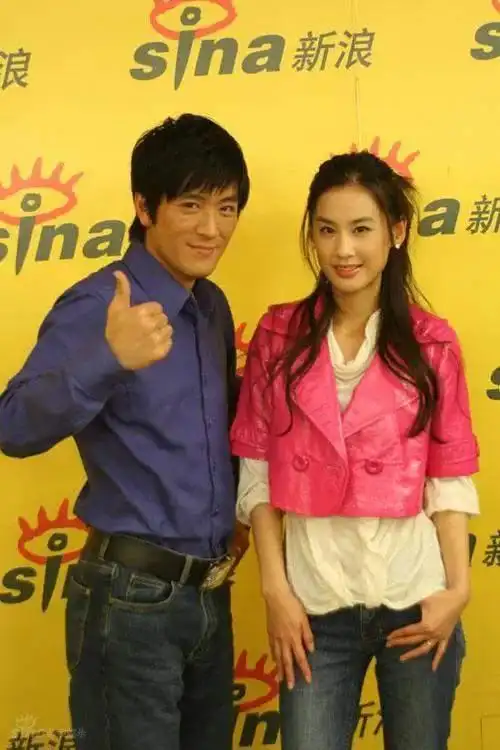 最失意的星女郎黄圣依大学就认识杨子为爱情放弃事业