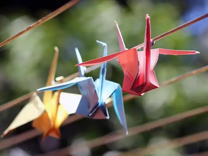 千纸鹤壁纸图片