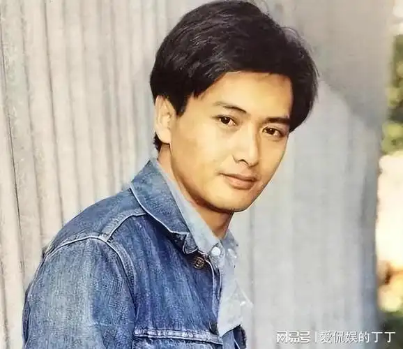 年轻时长相正派,越老越面凶的六位港星,72岁洪金宝已老态龙钟|谢贤|编