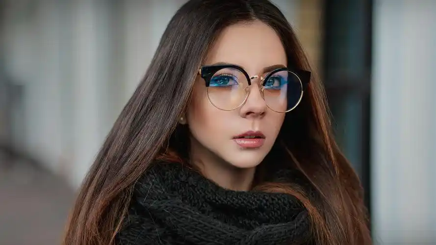 glasses,depth of field,scarf,壁纸,高清壁纸人物,美女,人像,眼镜