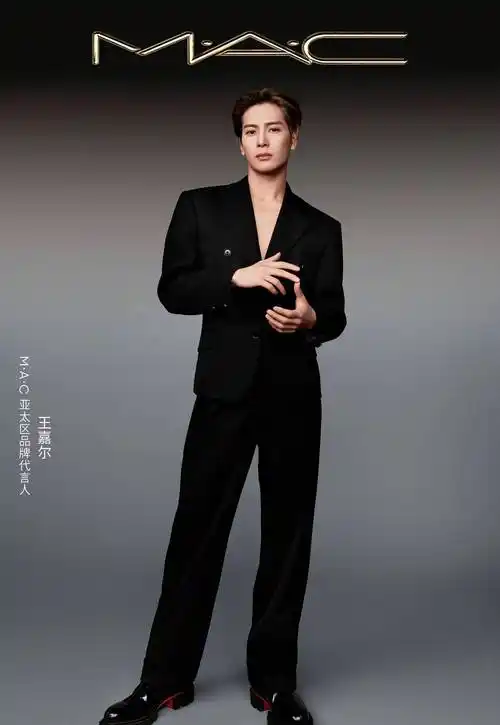 在全球走红的王嘉尔,在家乡香港却被当不存在_广告_演唱会_中国