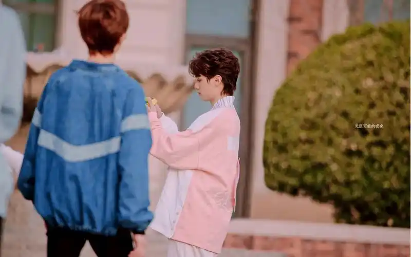 段星星x刘冠佑小小孩