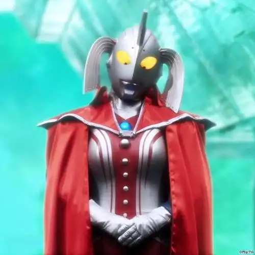 尤莉安?贝斯奥特曼?