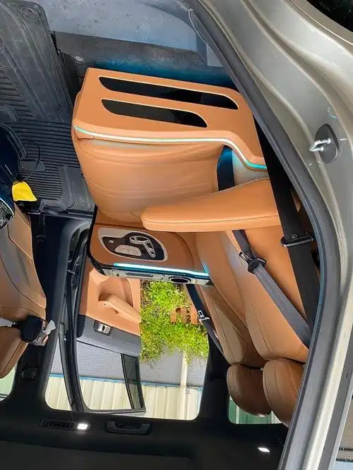 理想one改装升级中排航空座椅案例_凤凰网汽车_凤凰网