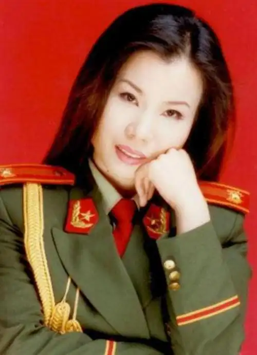 歌唱家叶凡去世16年,丈夫徐希壮的选择令人泪目