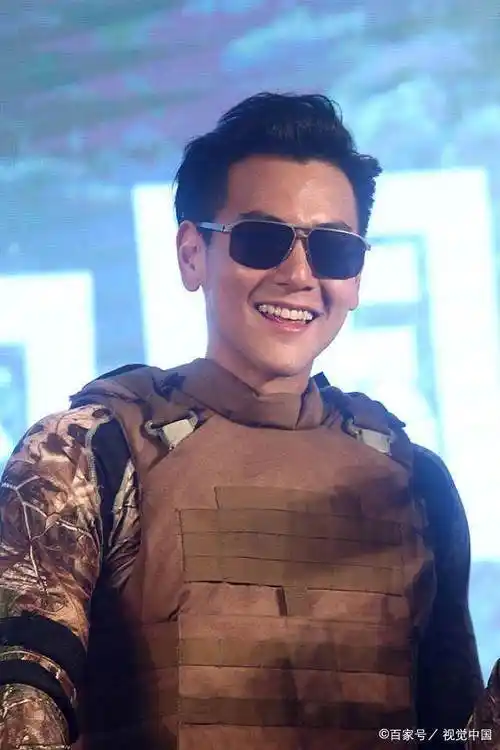 彭于晏是我老公!你们不要跟我抢了!我彭彭的笑容我来守护!