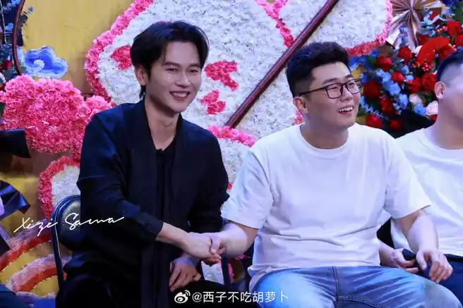 孟鹤堂周九良携手十四年