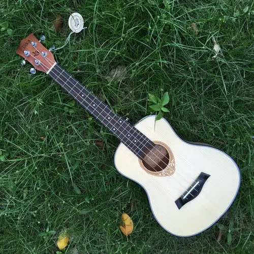 26寸尤克里里乌克丽丽夏威夷小吉他云杉面板沙比利木底侧四弦