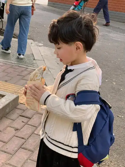 我也喜欢#小男孩发型  #狼尾  #穿搭 #男童穿搭  #卷发