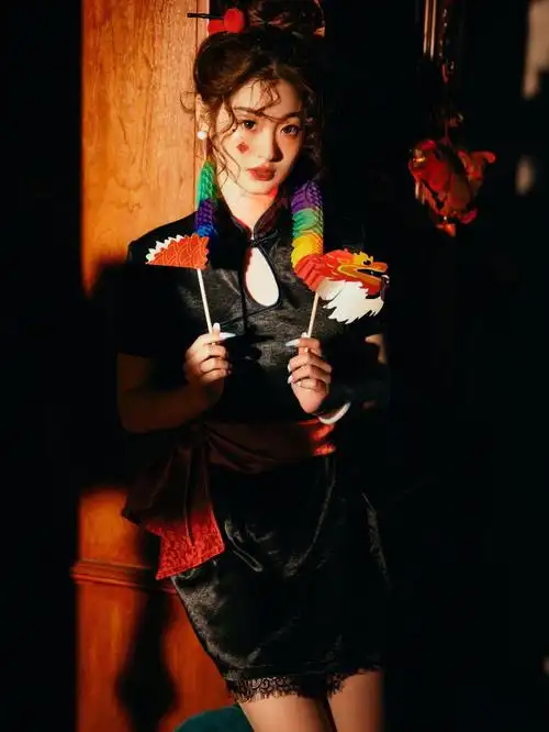 时尚新年写真个性画报新的一年一定旺旺旺