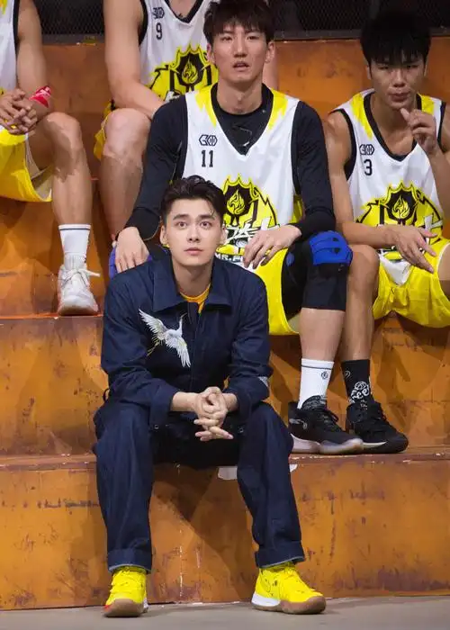 李易峰我要打篮球预告花絮烽骑士队今晚再度出击