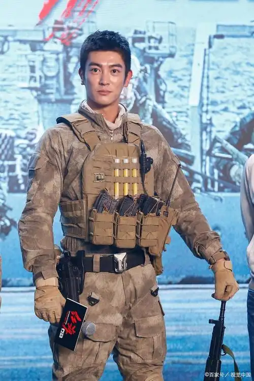 他就是任天野,一位中国内地的男演员.