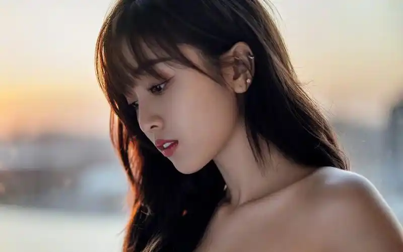 吴宣仪抹胸裙桌面壁纸-美女壁纸-高清美女图片-第5图-娟娟壁纸