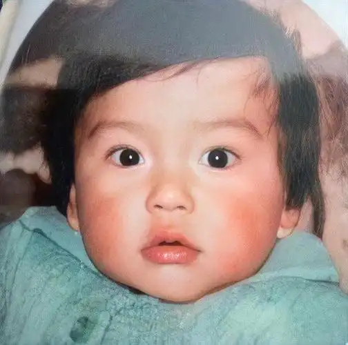 angelababy#|#杨颖#是谁小时候那么可爱呀@angelababy