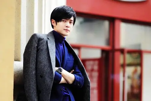 付辛博变身温暖秋日男人