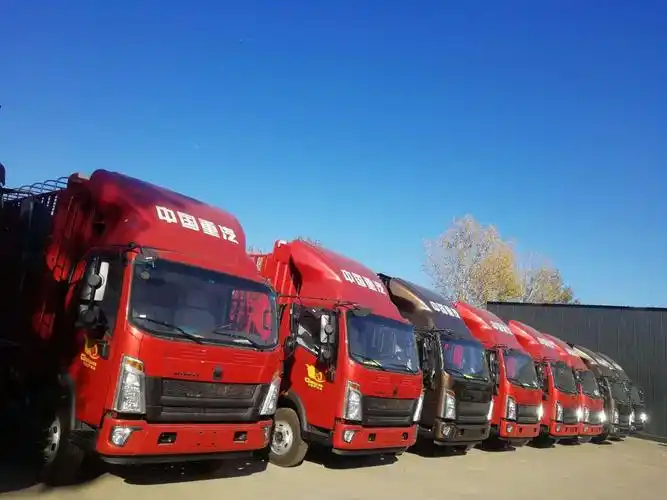 重汽豪沃825轮胎的高栏哪里有现车优惠万元