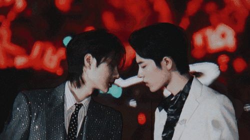 博君一肖的亲亲动图,我可以