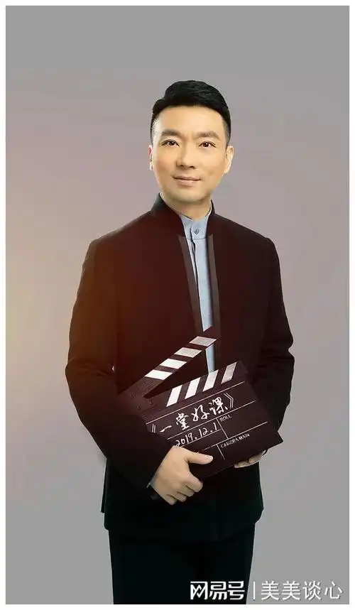 央视四大男主持人魅力无限风采独具正能量满满