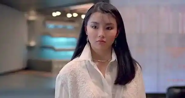 王晶是第一个开拓赌片系列的导演,《赌神》,《赌侠》,《千王之王》