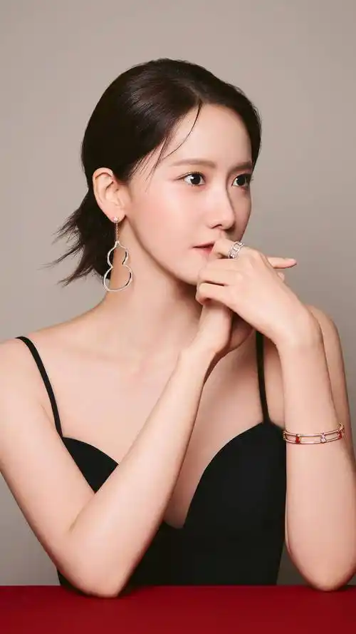 qeelin官宣品牌代言人林允儿_珠宝_wulu_时尚