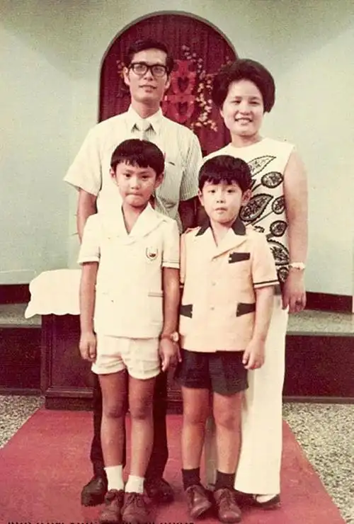 "情痴"张信哲:55岁仍未婚,他的破碎爱情就像一首带泪的情歌